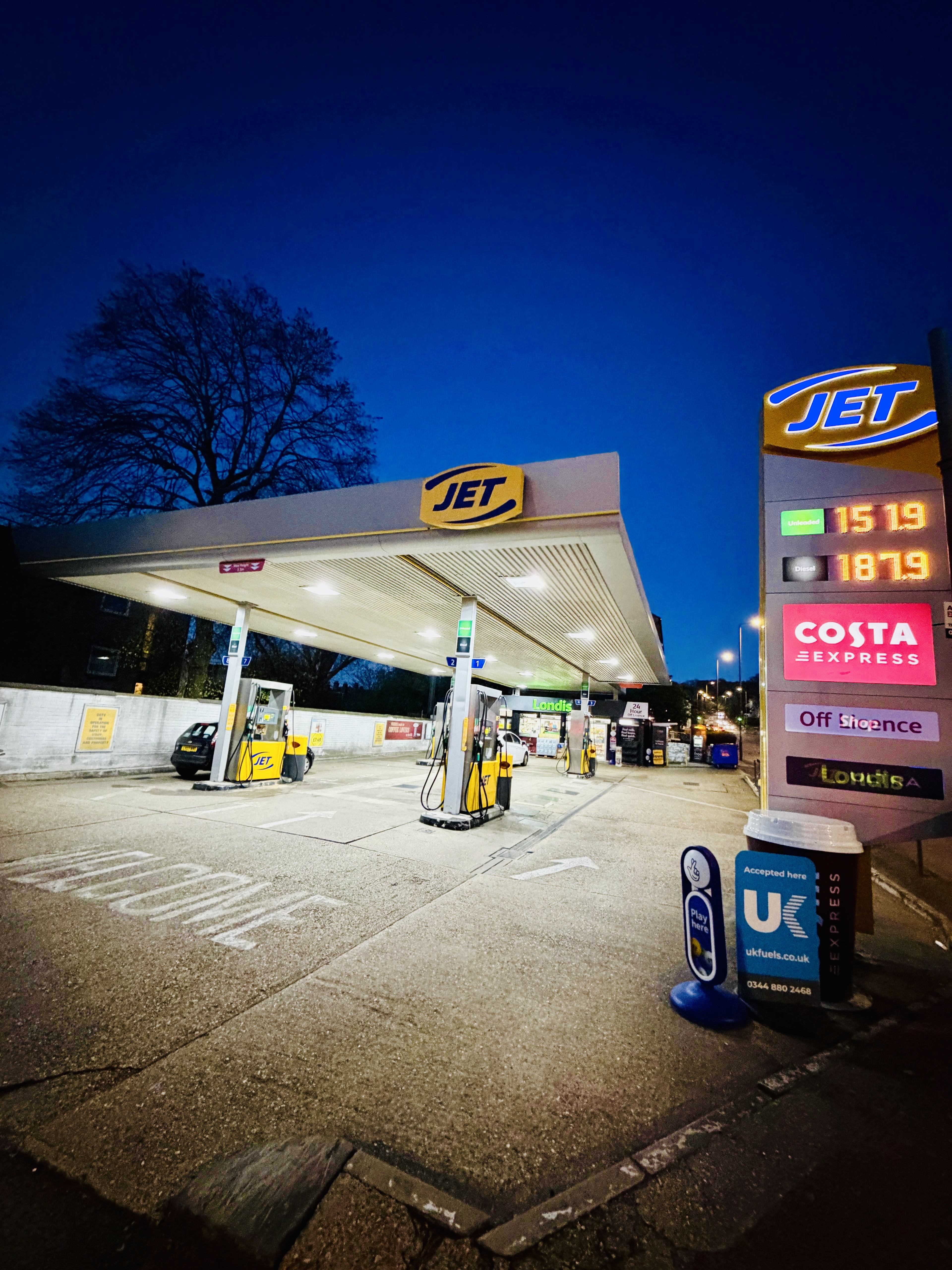 JET Thamesmead Filling station